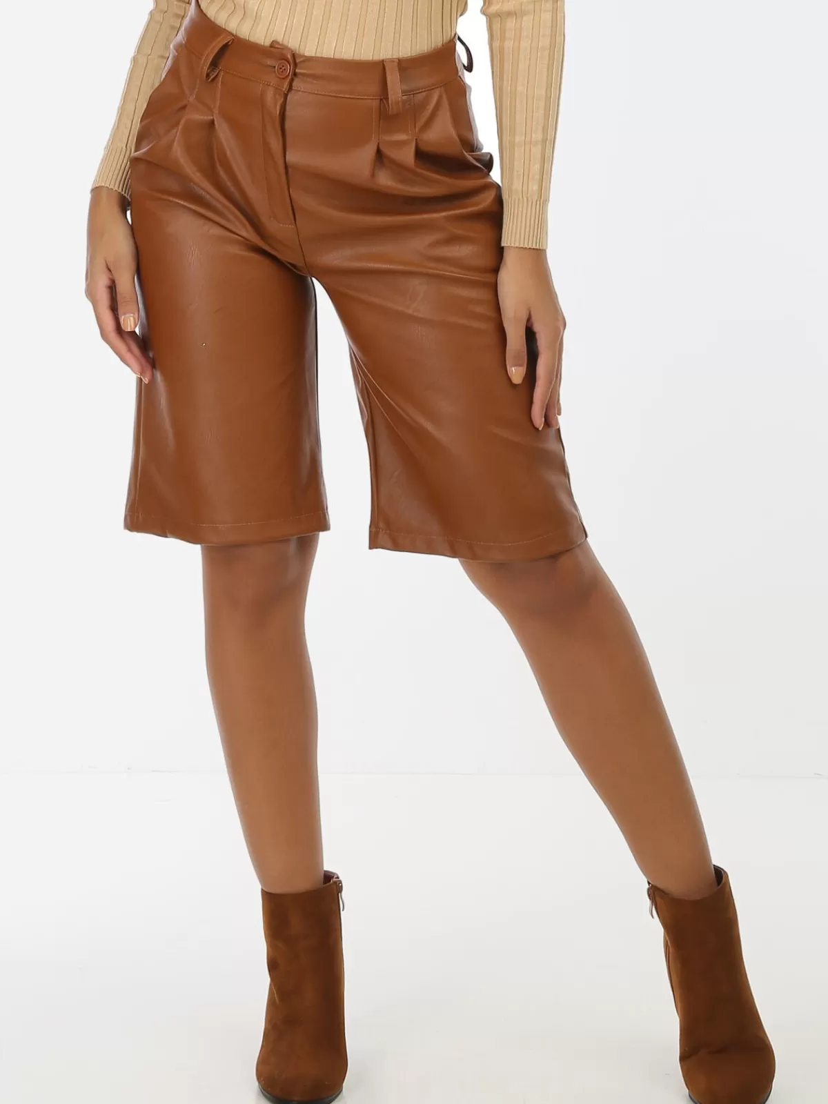 La Modeuse Shorts*Bermuda en simili