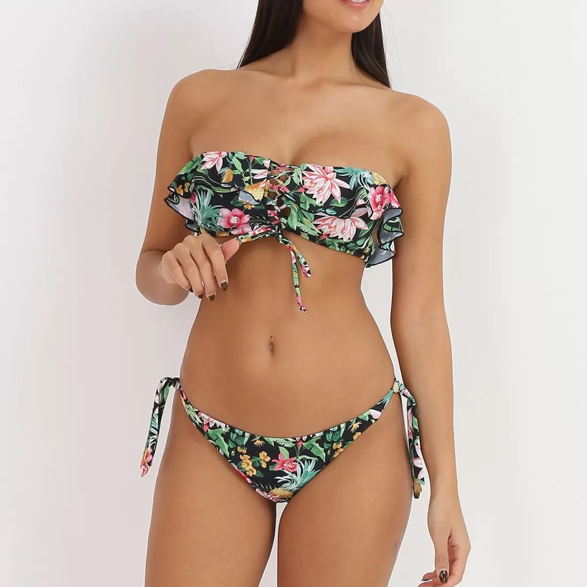 La Modeuse Maillots De Bain*Bikini  tropical à volants et laçage