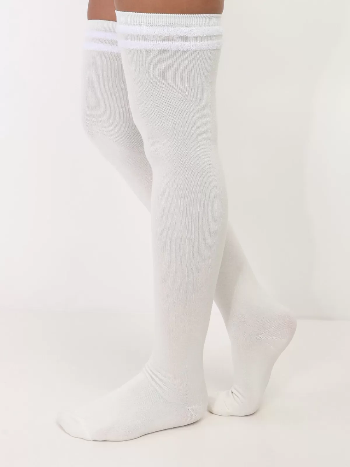 La Modeuse Chaussettes*Chaussettes hautes à détails duveteux