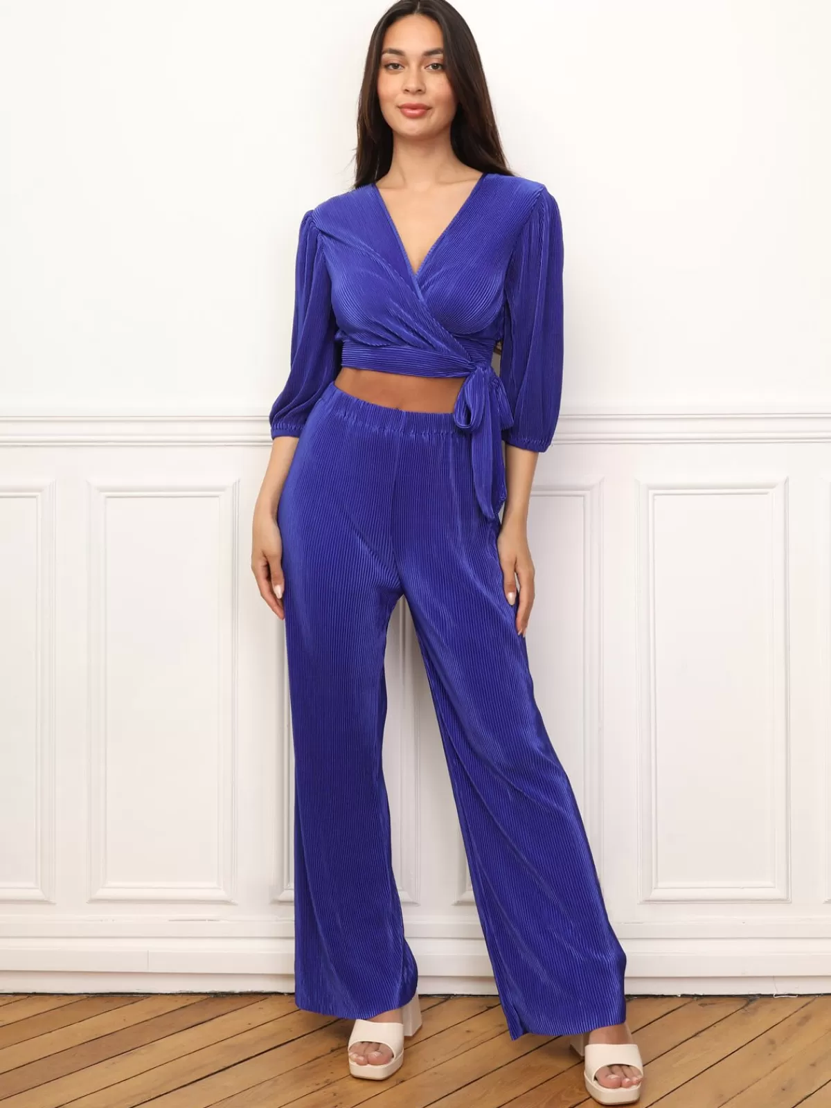 La Modeuse Tops, T-shirts | Ensembles*Ensemble top pantalon plissés et satinés