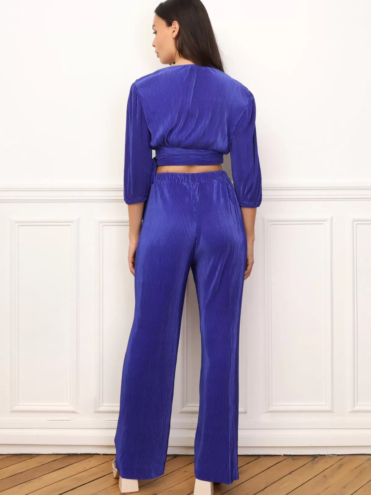 La Modeuse Tops, T-shirts | Ensembles*Ensemble top pantalon plissés et satinés