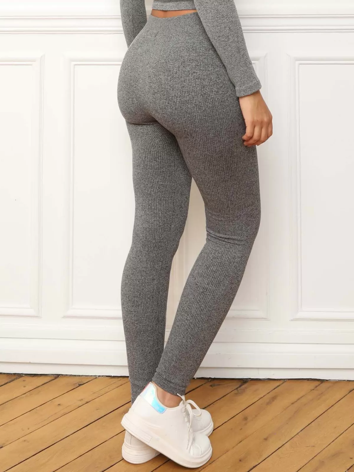 La Modeuse Sport | Les Basiques*Legging côtelé basique