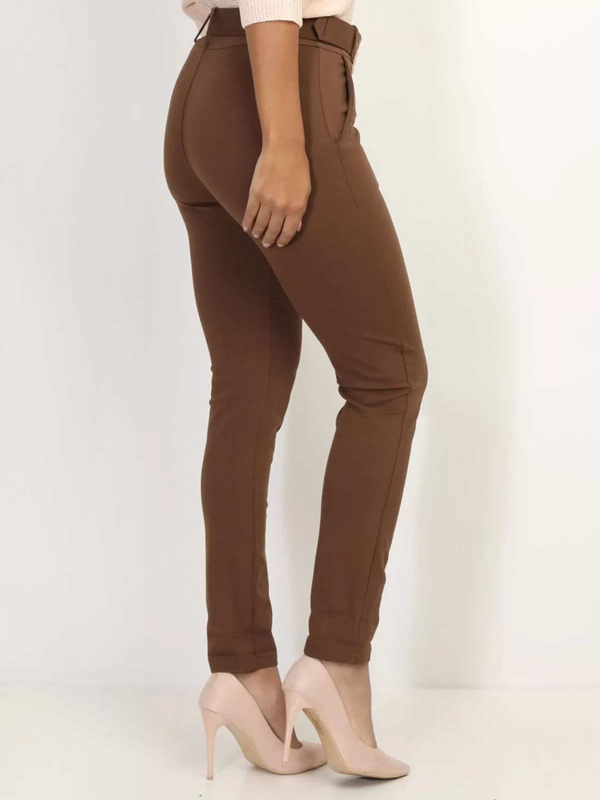 La Modeuse Business Collection | Les Basiques*Pantalon classique à ceinture