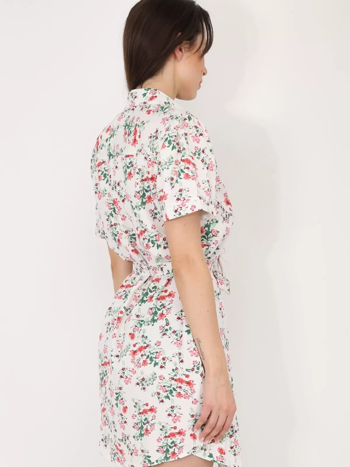 La Modeuse Robes | Robes Chemises*Robe chemise à fleurs ceinturée