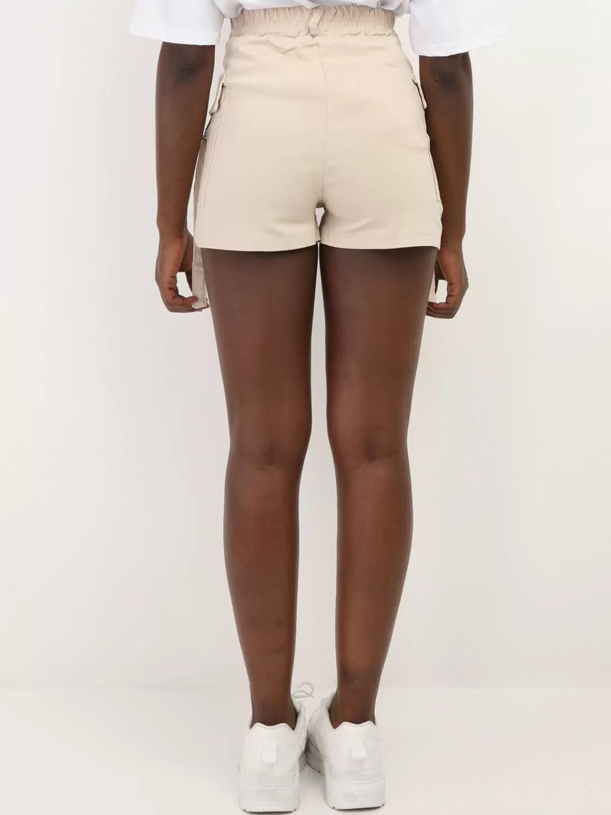 La Modeuse Shorts*Short cargo avec sangles à anneaux