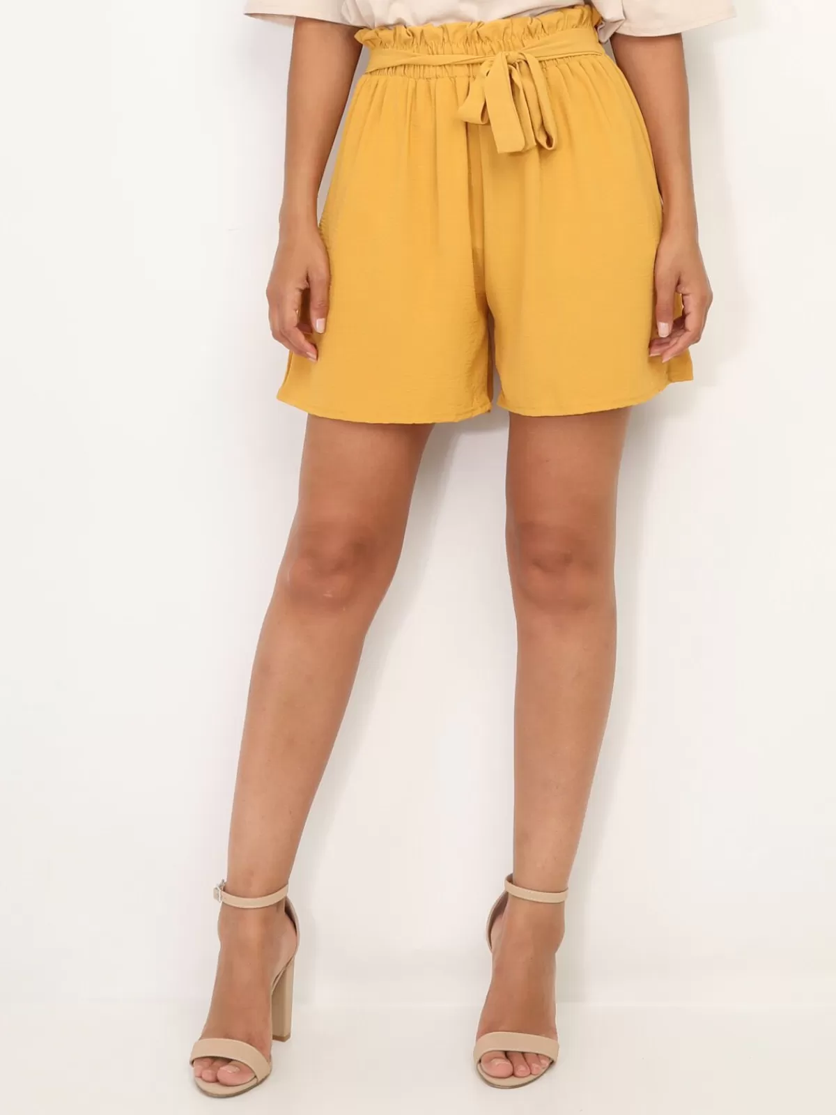 La Modeuse Shorts*Short fluide avec ceinture à nouer