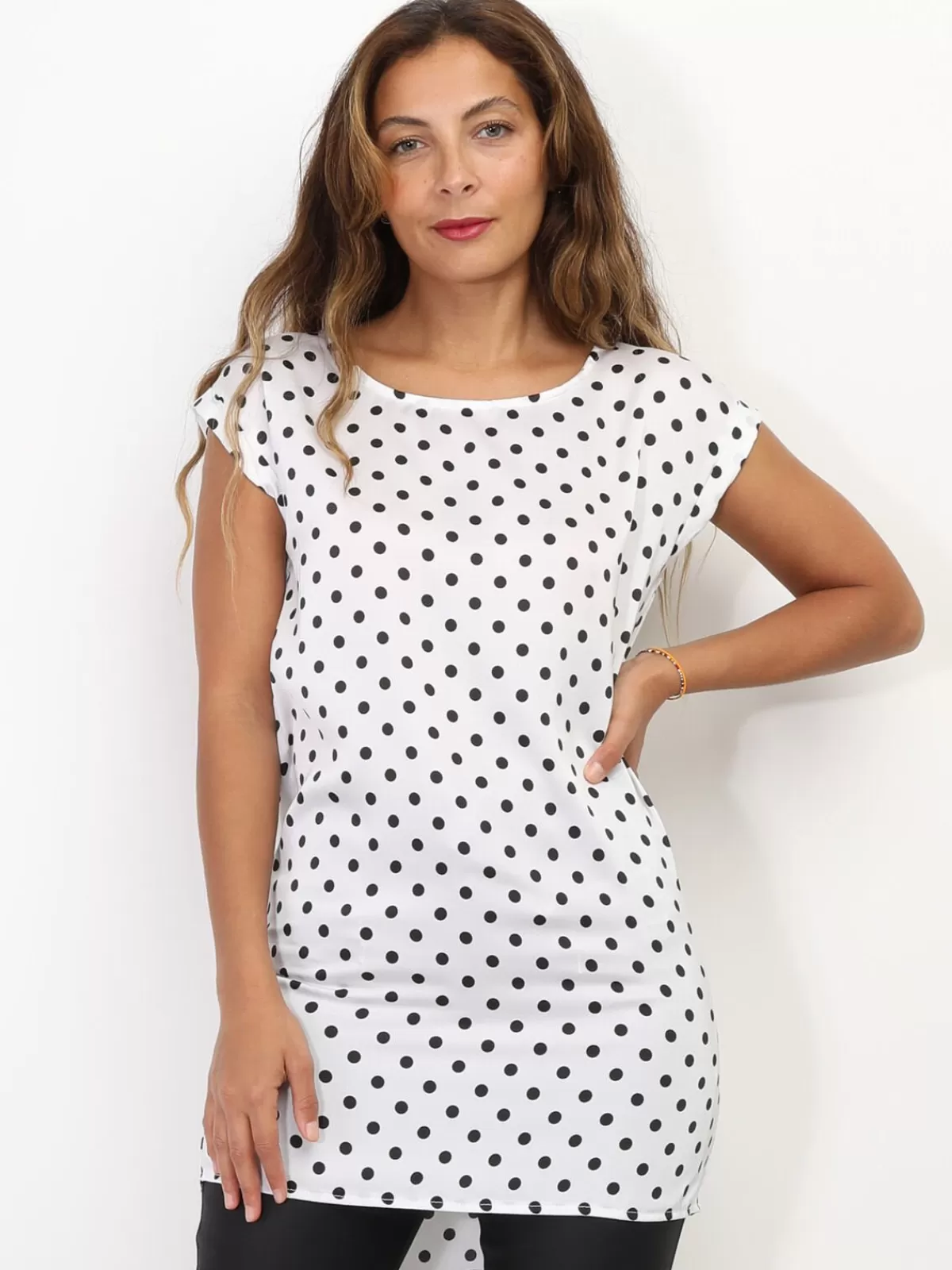 La Modeuse Tops, T-shirts*Top satiné à pois